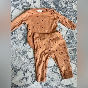Rabbit bear 3-6 mo. Outfit